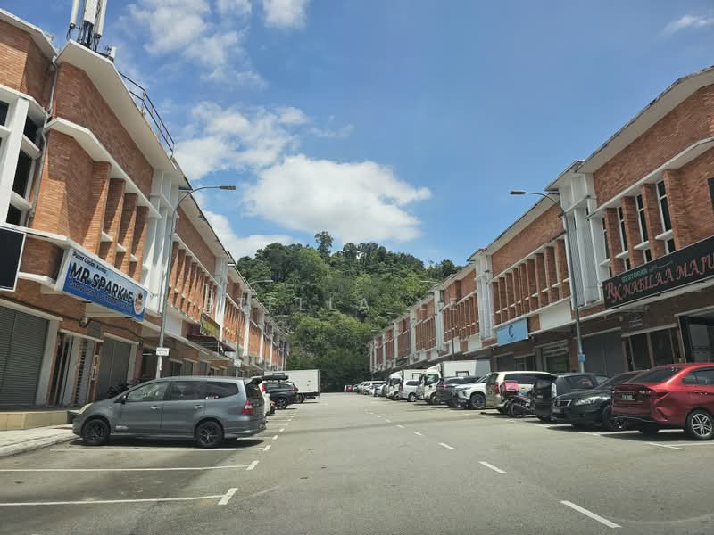 Apartment for Sale at Villa Residence - Stella Lee - Retail shop - PropertyGuru.com.my