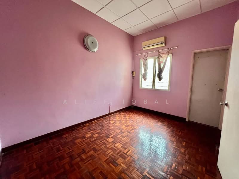 2-storey Terraced House for Sale in SS19 (Subang Jaya) - Aliff Iqbal - PropertyGuru.com.my
