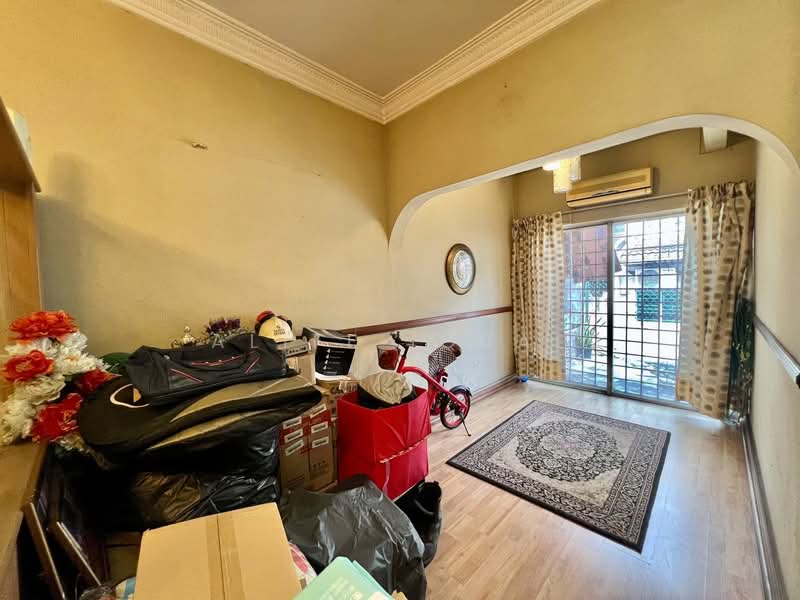2-storey Terraced House for Sale in SS19 (Subang Jaya) - Aliff Iqbal - PropertyGuru.com.my