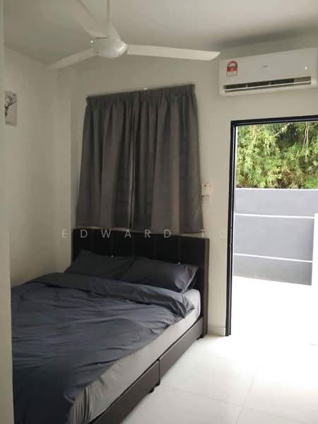 Rumah Teres 2 Tingkat untuk Disewa di Seksyen 1 (Petaling Jaya) - Edward Toh - Bedroom - PropertyGuru.com.my