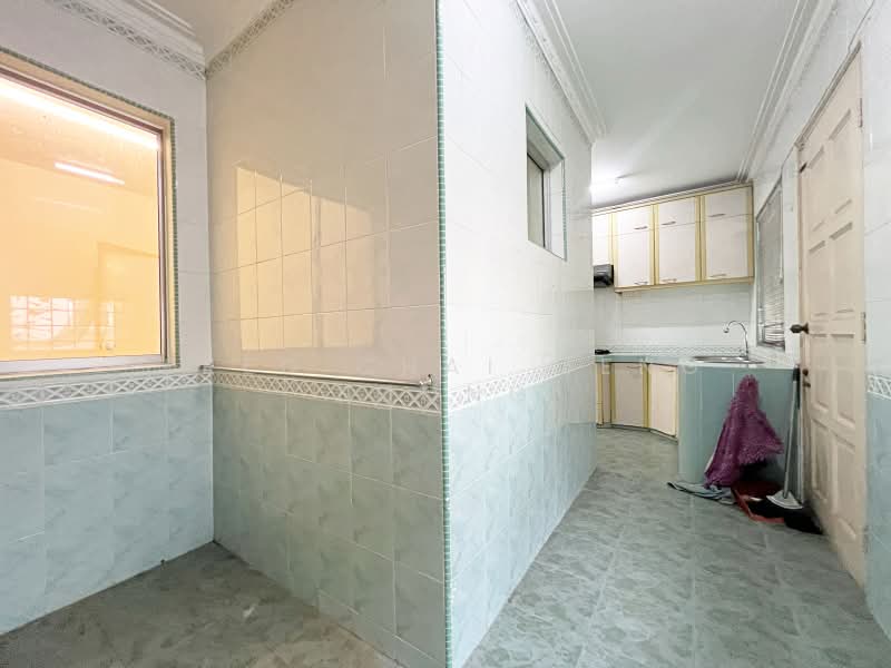 2-storey Terraced House for Sale in Bandar Damai Perdana (Cheras) - Fred Chai Meng Foong - Kitchen - PropertyGuru.com.my