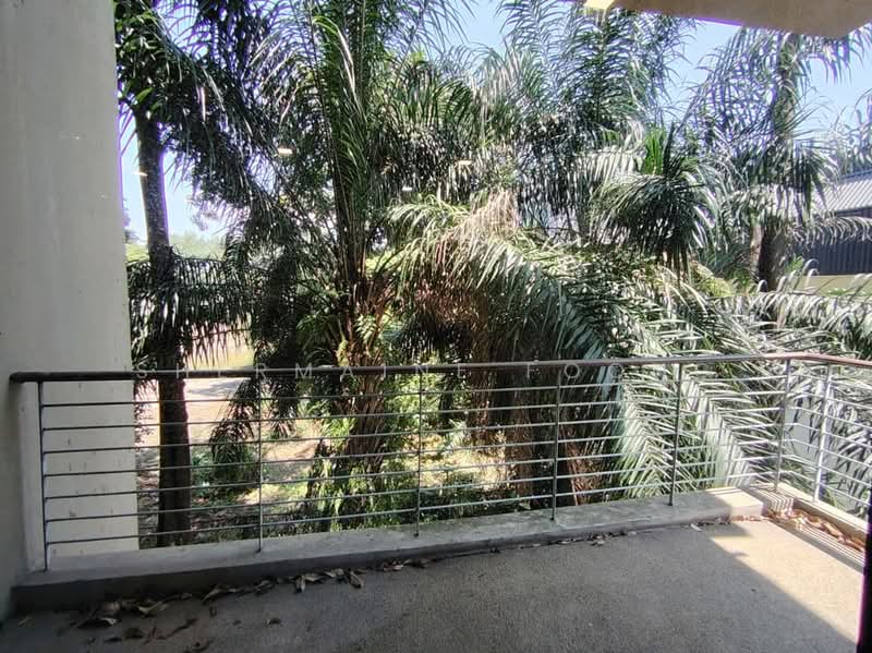 Kondominium untuk Disewa di 78 LAD - Shermaine Foong - Living Room Balcony - PropertyGuru.com.my