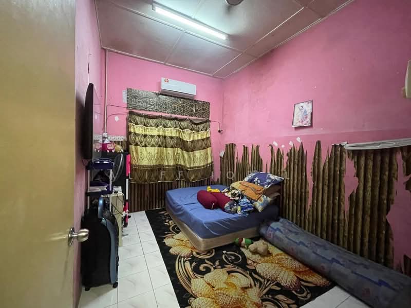 1-storey Terraced House for Sale in Taman Telok (Telok Panglima Garang) - Aliff Iqbal - PropertyGuru.com.my