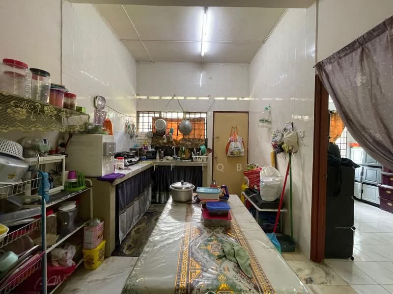 1-storey Terraced House for Sale in Taman Telok (Telok Panglima Garang) - Aliff Iqbal - PropertyGuru.com.my