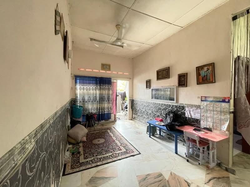 1-storey Terraced House for Sale in Taman Telok (Telok Panglima Garang) - Aliff Iqbal - PropertyGuru.com.my