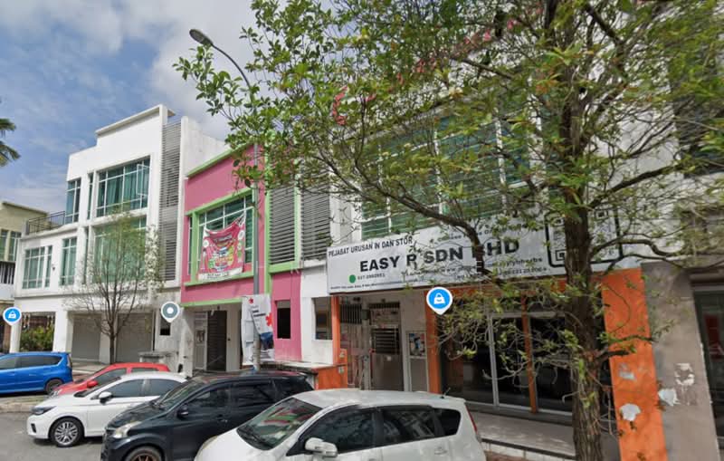 Kedai untuk Disewa di Taman Equine (Seri Kembangan) - Chris Tye - Exterior - PropertyGuru.com.my