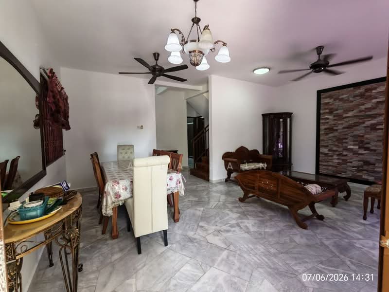 Semi-Detached House for Sale in Saujana Utama 2 (Ijok) - Laila Zain - Living Room - PropertyGuru.com.my