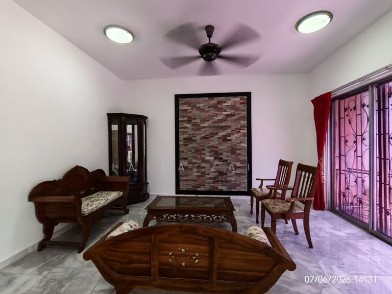 Semi-Detached House for Sale in Saujana Utama 2 (Ijok) - Laila Zain - Living Room - PropertyGuru.com.my
