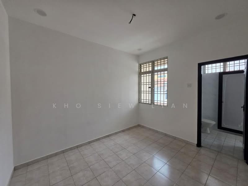 Rumah Teres 2 Tingkat untuk Dijual di Taman Mount Austin (Tebrau) - Kho Siew Lian - PropertyGuru.com.my