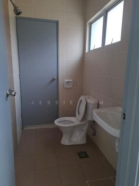 Semi-Detached House for Sale in Bandar Saujana Putra (Tanjong Duabelas) - Jessie Lim - PropertyGuru.com.my
