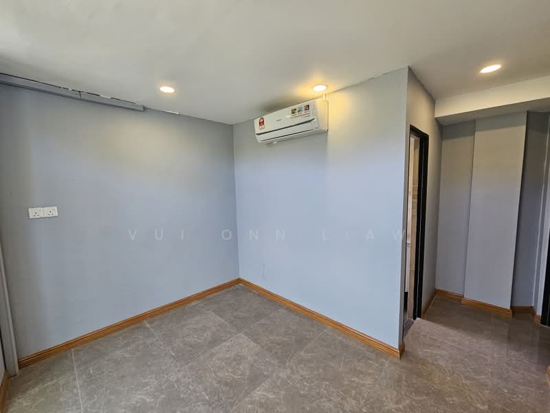 3-storey Terraced House for Rent in Penampang (Sabah) - Vui Onn Liaw - Interior - PropertyGuru.com.my
