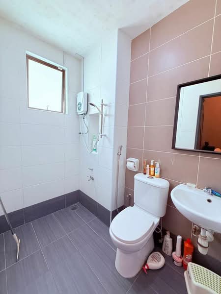 Rumah Teres 2-Tingkat untuk Dijual di Bandar Dato Onn (Tebrau) - William Tay - Bathroom - PropertyGuru.com.my