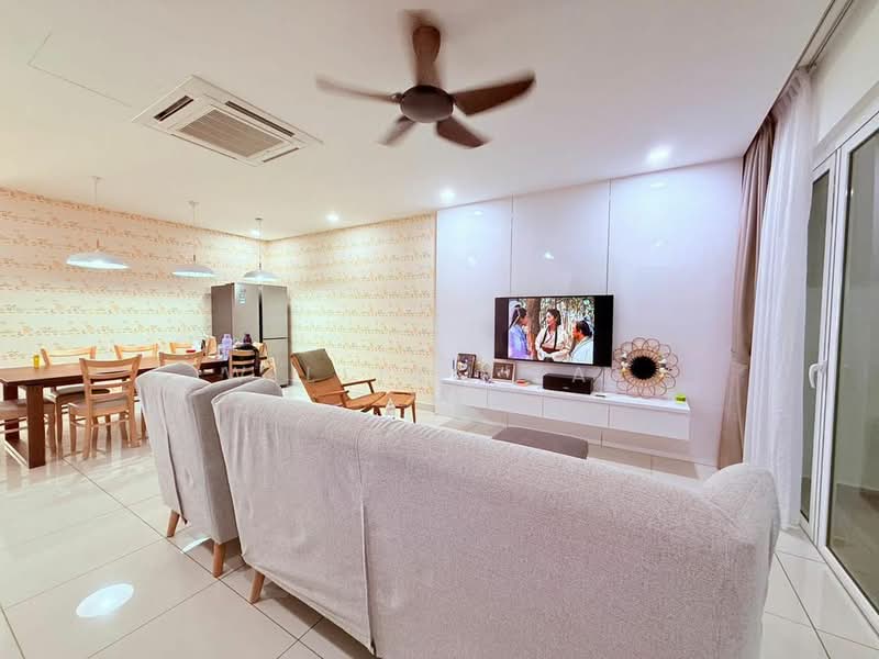 Rumah Teres 2-Tingkat untuk Dijual di Bandar Dato Onn (Tebrau) - William Tay - Living Room - PropertyGuru.com.my