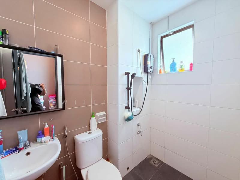 Rumah Teres 2-Tingkat untuk Dijual di Bandar Dato Onn (Tebrau) - William Tay - Bathroom - PropertyGuru.com.my