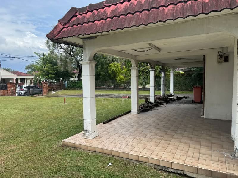 Bungalow for Sale in Kelana Jaya (Petaling Jaya) - DANIEL . - Exterior - PropertyGuru.com.my