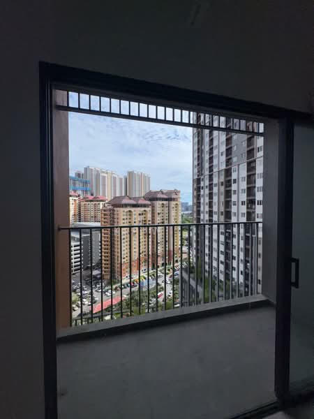 Kondominium untuk Dijual di The Hamstead Cheras - Kew . - Balcony - PropertyGuru.com.my
