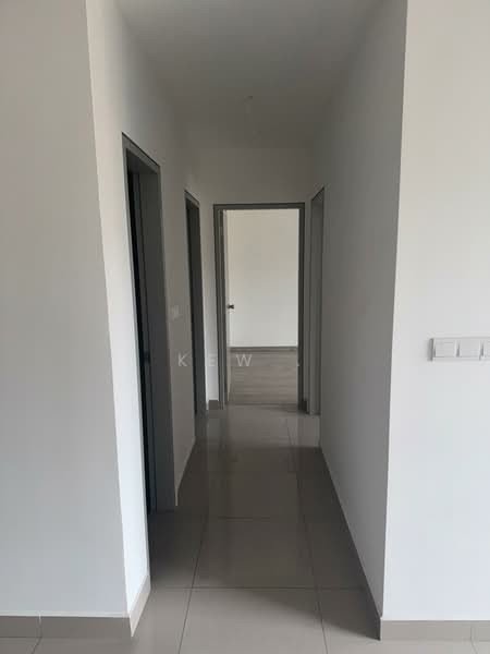 Kondominium untuk Dijual di The Hamstead Cheras - Kew . - Corridor - PropertyGuru.com.my