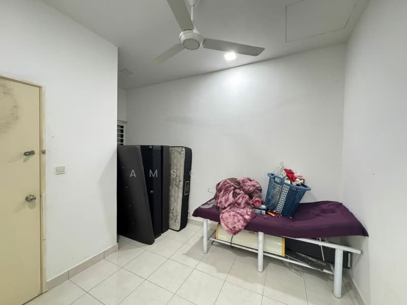 2-storey Terraced House for Sale in M Residence 2 (Rawang) - Samson Lee - Bedroom - PropertyGuru.com.my
