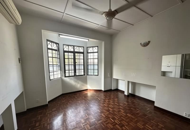 Rumah Teres 2 Tingkat untuk Dijual di Seksyen 7 (Kota Damansara) - Victor Liew - Living Room - PropertyGuru.com.my