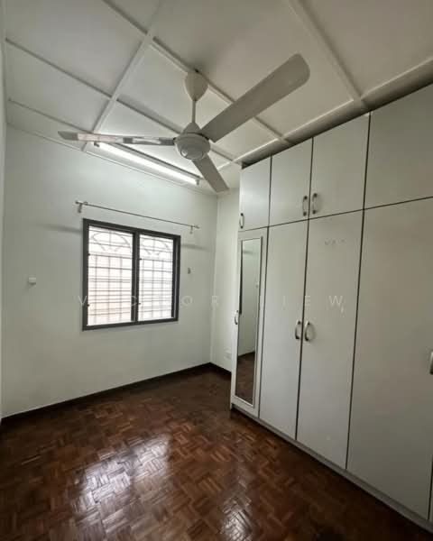 Rumah Teres 2 Tingkat untuk Dijual di Seksyen 7 (Kota Damansara) - Victor Liew - Bedroom - PropertyGuru.com.my