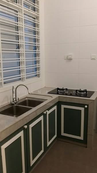 Rumah Banglo untuk Disewa di Taman Desa Tebrau (Tebrau) - Vinna Loh - Kitchen - PropertyGuru.com.my