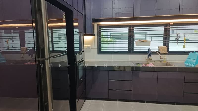 Bungalow for Rent in Taman Satu Krubong (Krubong) - Ngee Wang Tan - Kitchen - PropertyGuru.com.my