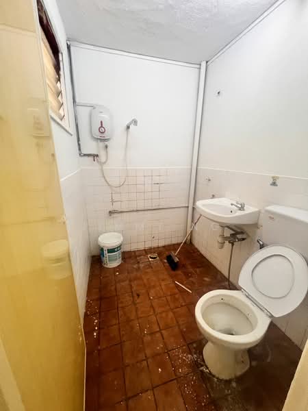 1-storey Terraced House for Rent in Taman Cheras Perdana (Cheras) - Jimmy Ng - Bathroom - PropertyGuru.com.my