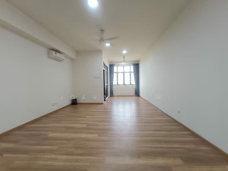 Kondominium untuk Dijual di The Quartz Residence - Joanne How - Living Room - PropertyGuru.com.my
