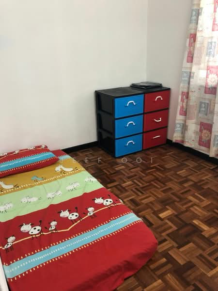 Apartment for Sale at Taman Bukit Dumbar - Jeff Ooi - Bedroom - PropertyGuru.com.my