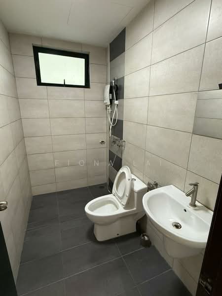 Service Residence for Sale at Molek Regency - Fiona Lai - Bathroom - PropertyGuru.com.my