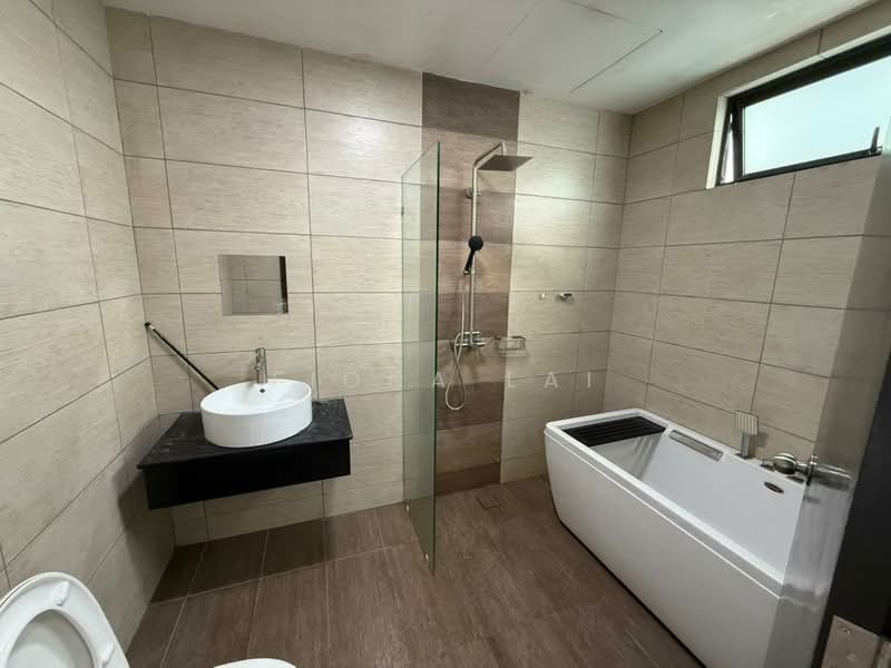 Service Residence for Sale at Molek Regency - Fiona Lai - Bathroom - PropertyGuru.com.my