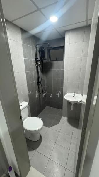 Servis Apartment untuk Disewa di Flora Residency - Kong Wai Keat - Bathroom - PropertyGuru.com.my