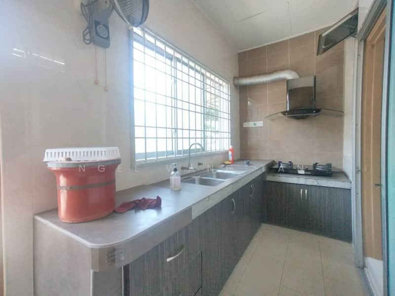 2-storey Terraced House for Rent in Taman Akasia (Bukit Baru) - Ngee Wang Tan - Kitchen - PropertyGuru.com.my
