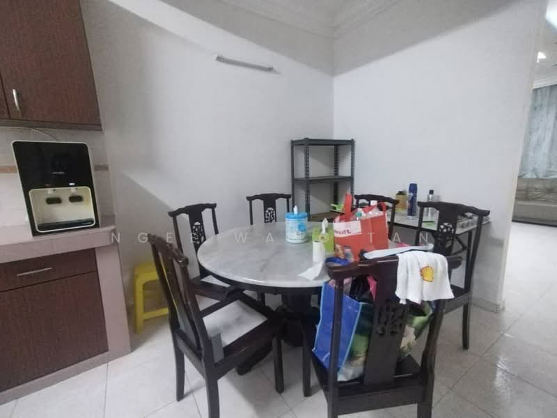 2-storey Terraced House for Rent in Taman Akasia (Bukit Baru) - Ngee Wang Tan - Dining Room - PropertyGuru.com.my