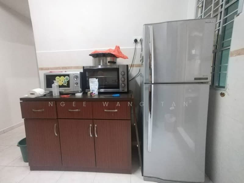 2-storey Terraced House for Rent in Taman Akasia (Bukit Baru) - Ngee Wang Tan - Kitchen - PropertyGuru.com.my