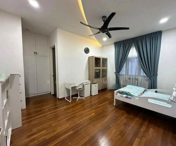 Semi-Detached House for Sale in Taman Ekoflora (Johor Bahru) - Ronald Mak - Bedroom - PropertyGuru.com.my