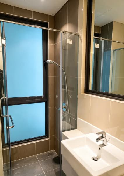 Condominium for Rent at The LIGHT COLLECTION II - Apple Yeap - Bathroom - PropertyGuru.com.my