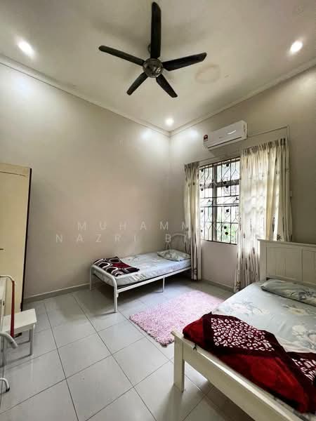 Semi-Detached House for Sale in Taman Desa Cenderawasih (Sepang) - Muhammed Nazri bin Mustapha - Bedroom - PropertyGuru.com.my
