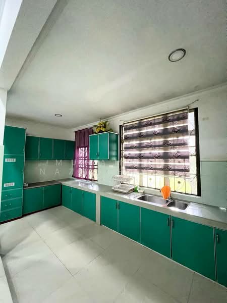 Semi-Detached House for Sale in Taman Desa Cenderawasih (Sepang) - Muhammed Nazri bin Mustapha - Kitchen - PropertyGuru.com.my