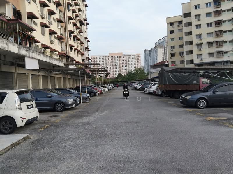 Shop / Office for Rent in Taman Seri Sari (Bukit Jambul) - Jeff Ooi - Exterior - PropertyGuru.com.my