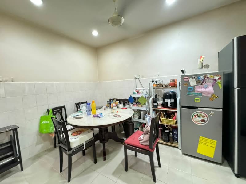2-storey Terraced House for Sale in Kota Emerald (Rawang) - Samson Lee - Kitchen - PropertyGuru.com.my