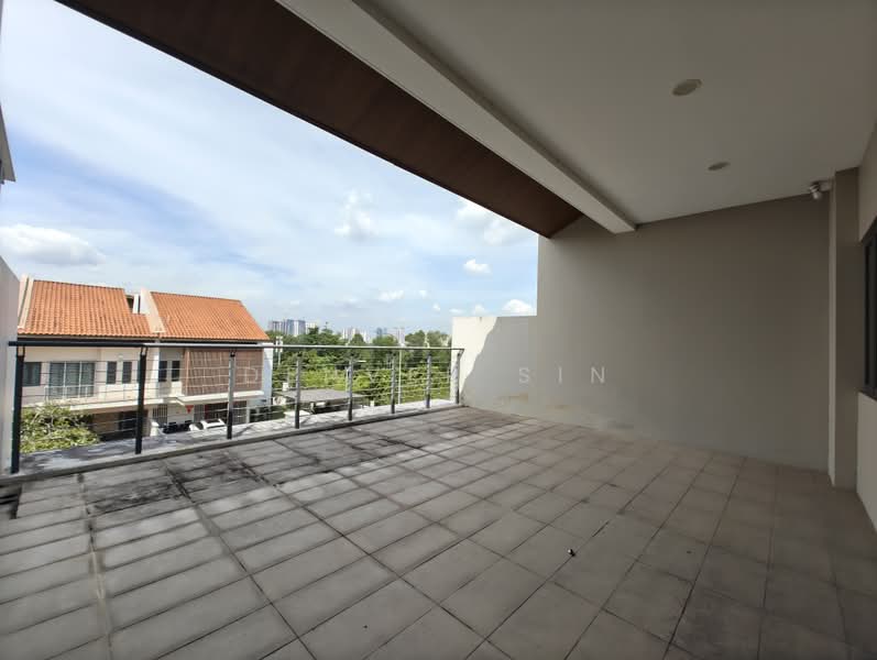 Rumah Teres 2 Tingkat untuk Dijual di Taman Taynton View (Cheras) - Denver Sin - Balcony - PropertyGuru.com.my