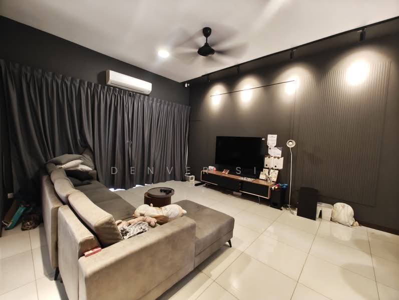 Rumah Teres 2 Tingkat untuk Dijual di Taman Taynton View (Cheras) - Denver Sin - Living Room - PropertyGuru.com.my