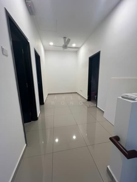 Terraced House for Sale in Bandar Tasik Senangin (Lenggeng) - Scarlett Wong - Corridor - PropertyGuru.com.my