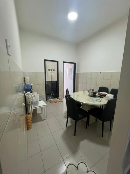 Terraced House for Sale in Bandar Tasik Senangin (Lenggeng) - Scarlett Wong - Kitchen - PropertyGuru.com.my