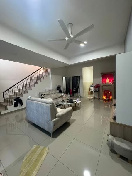 Terraced House for Sale in Bandar Tasik Senangin (Lenggeng) - Scarlett Wong - Living Room - PropertyGuru.com.my