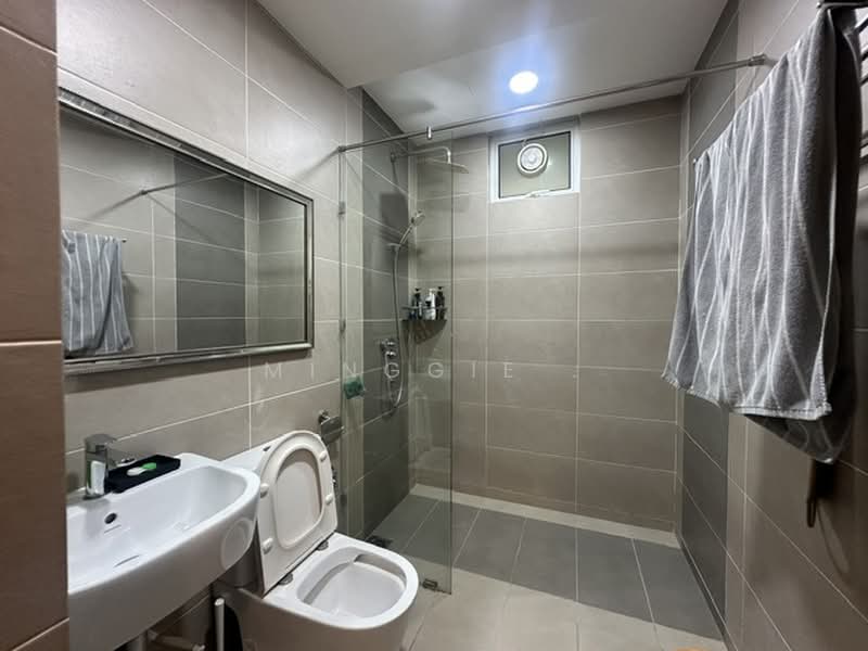 Service Residence for Sale at Summerton - Minggie . - Bathroom - PropertyGuru.com.my