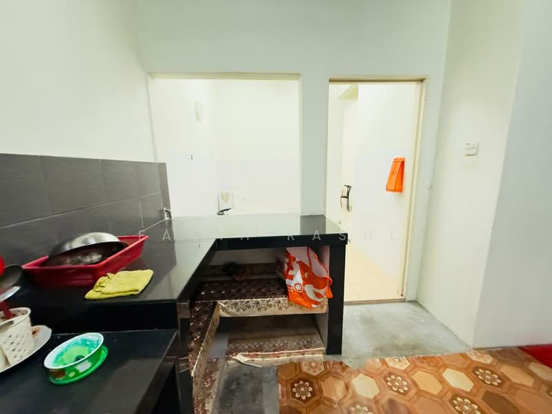 Rumah Teres 1 Tingkat untuk Dijual di Seremban 2 (Negeri Sembilan) - Farah Rasul - Kitchen - PropertyGuru.com.my
