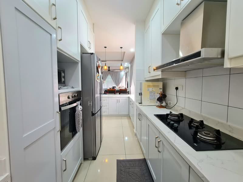 2-storey Terraced House for Sale in Bandar Rimbayu (Telok Panglima Garang) - Muhd Ajwad - Kitchen - PropertyGuru.com.my
