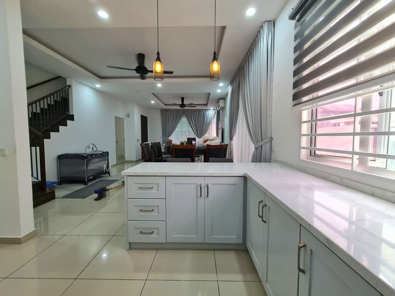 2-storey Terraced House for Sale in Bandar Rimbayu (Telok Panglima Garang) - Muhd Ajwad - Dining Room - PropertyGuru.com.my